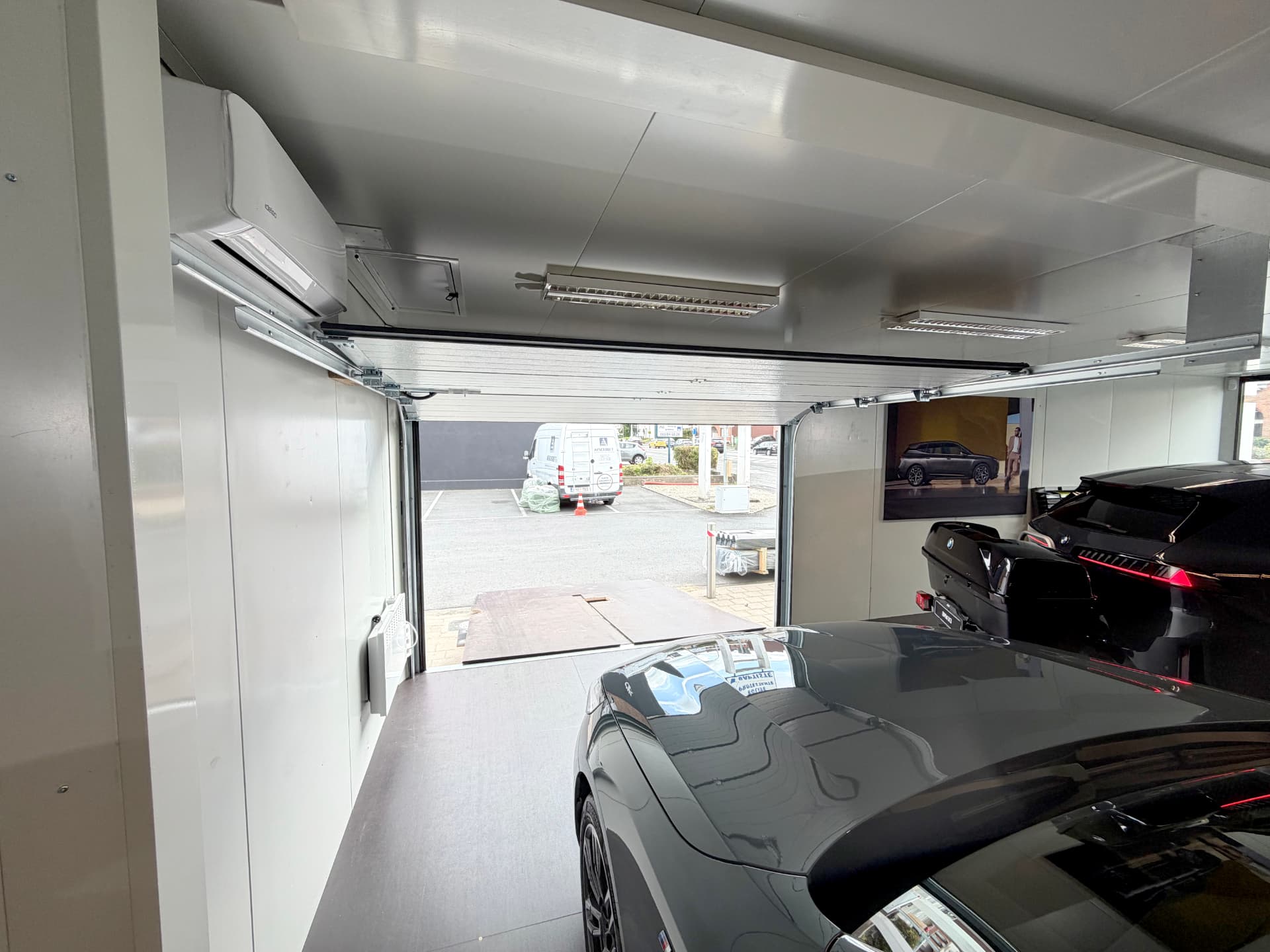 Idelco modulares Gebäude für den Automobilsektor, kurzfristig verfügbar