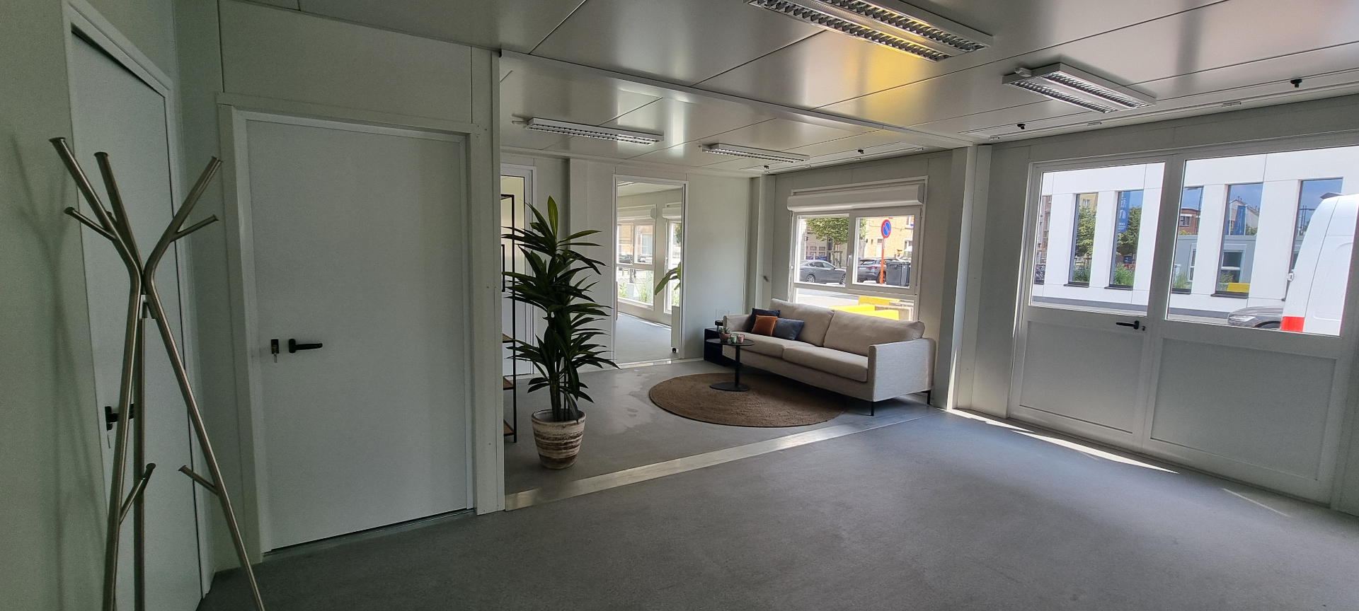 Modulair verkoopskantoor voor immokantoor in Gent — foto 1