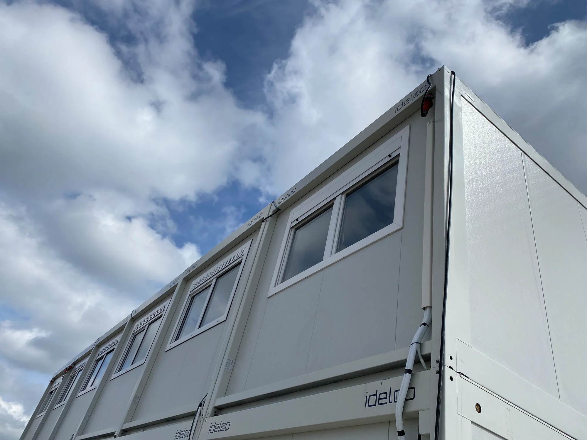 Modulair kantoorgebouw op twee verdiepingen in Antwerpen — foto 1