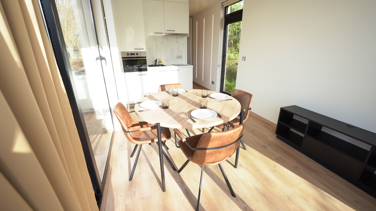 Residentiële units van Idelco — foto 2 van de modulaire unit, binnen- en buitenafwerking