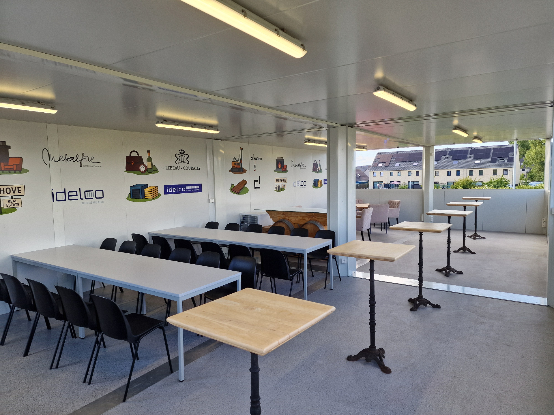 Idelco Tower als VIP-leefruimte op de Omloop van Vlaanderen in Roeselare — foto 2